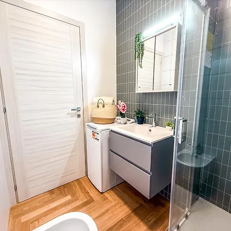 Des Moines Nuovo Fronte Mare Rif A835 Apartamento *